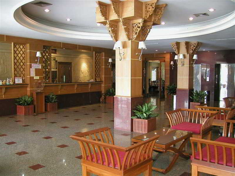 Dhevaraj Hotel Nan Exterior foto